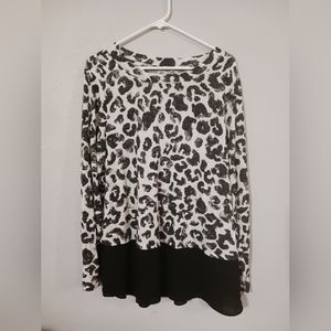🥳Evri animal print light sweater
